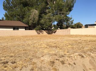 12801 Candlewick Ln, Victorville, CA 92395