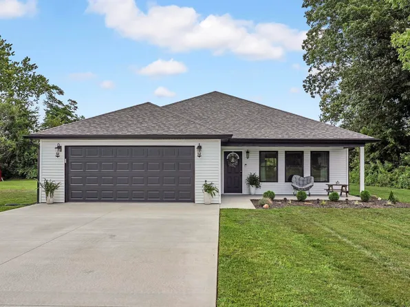 120 Blue Bird Ln, Mitchell, IN 47446