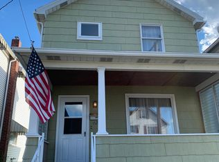 423 Longfellow St, Vandergrift, PA 15690