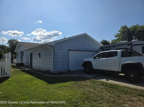 127 Onondagos Trl, Prudenville, MI 48651