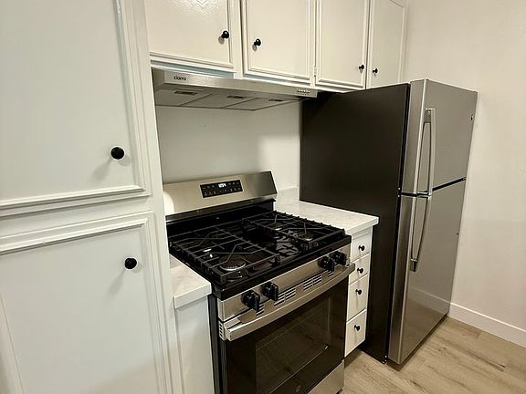 5th image of 2280-2288 Brown St #22