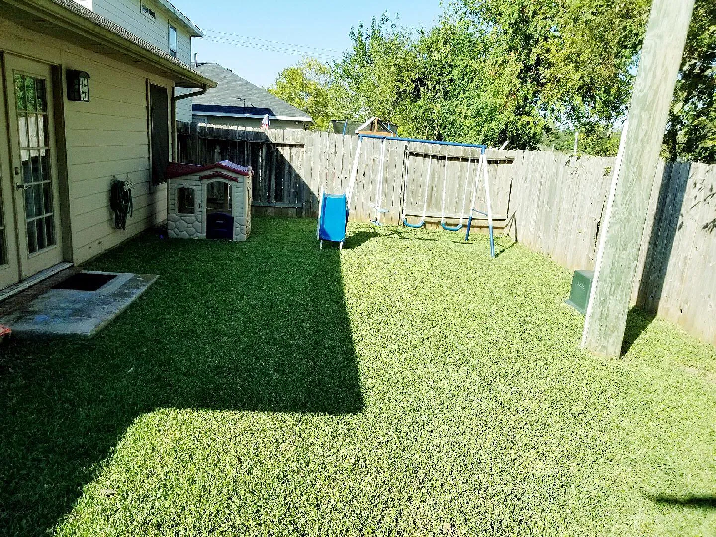 3 bed, 1800 sqft, $1,900 — Photo 3