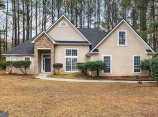 193 Kingsbrook Cir, Newnan, GA 30265
