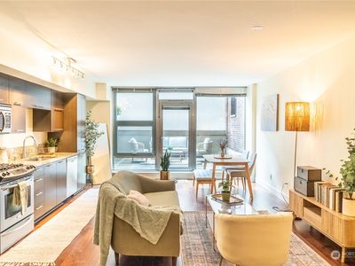 2911 2nd Avenue #315, Seattle, WA, 98121