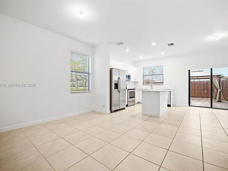 11804 SW 247th Ter #11804 — Photo 11