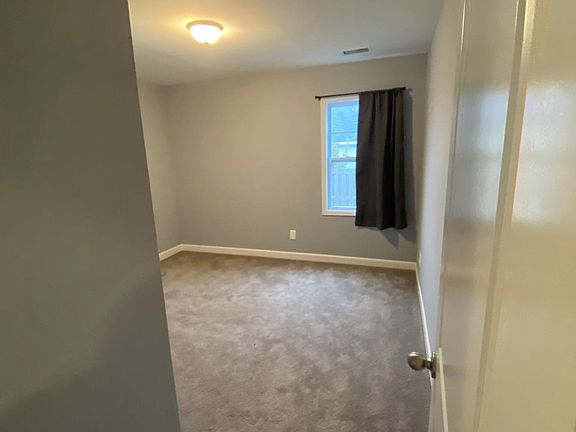 5th image of 3228 Greenridge Way