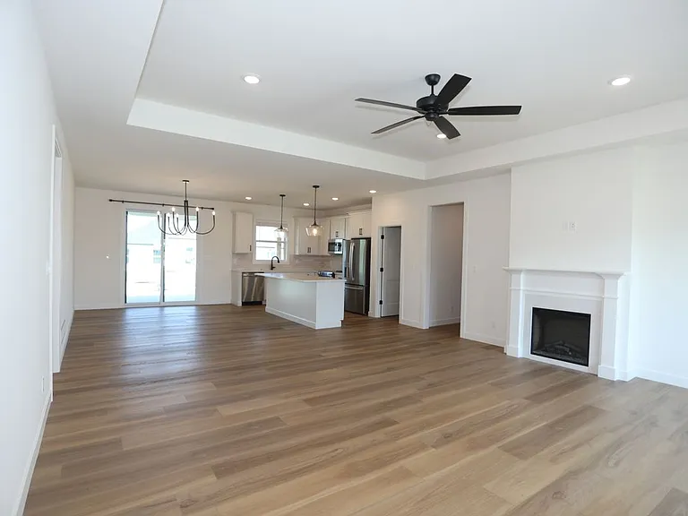 4605 Chambers Bay Dr — Photo 16