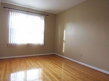 5th image of 168 New Wickham Dr