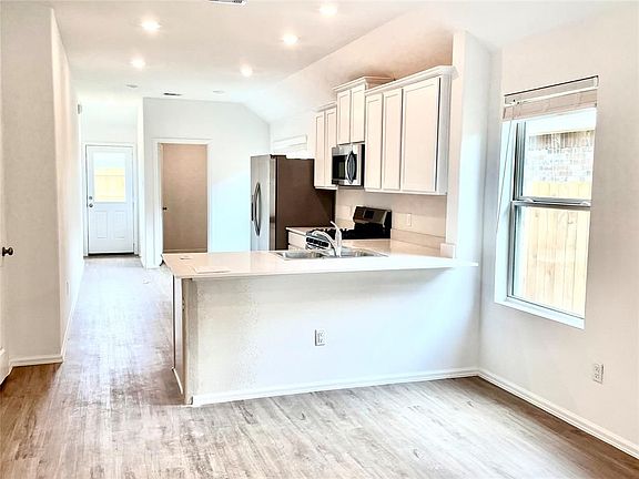 5th image of 19413 Peppazzi Ln