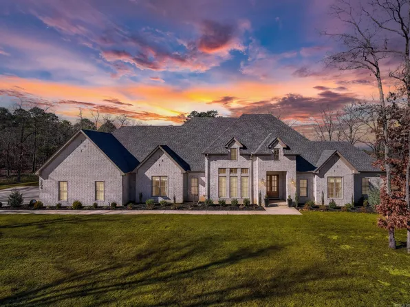 2990 Orchard View Dr, Conway, AR 72034