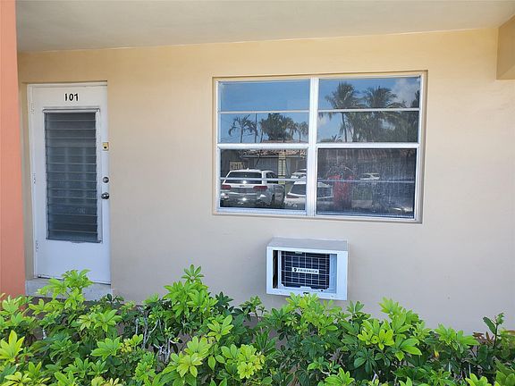2nd image of 2106 NE 56th Court #107