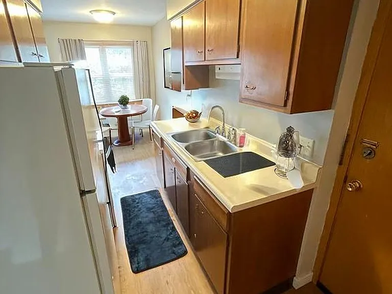 25 W Redwing St #18 — Photo 3