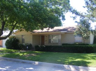 5745 Carb Dr, Fort Worth, TX 76114