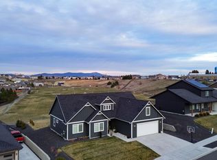 2080 NW Canyon View Dr, Pullman, WA 99163