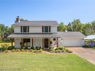 1721 Armistead Rd, Fort Smith, AR 72916