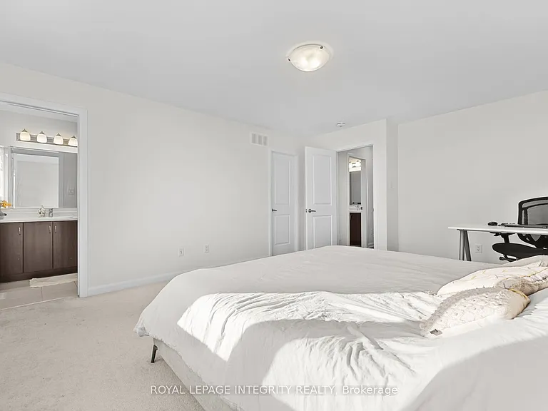 43 Finglas Ct — Photo 17