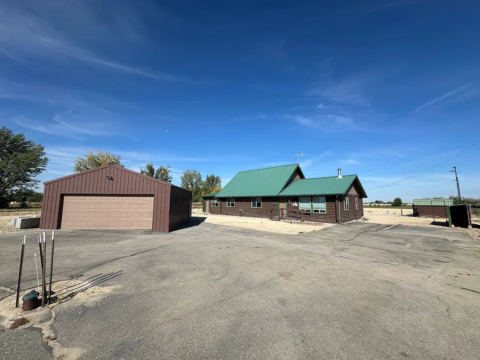 5420 E Lewis Ln