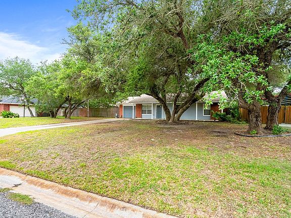 2nd image of 108 Barcelona Dr