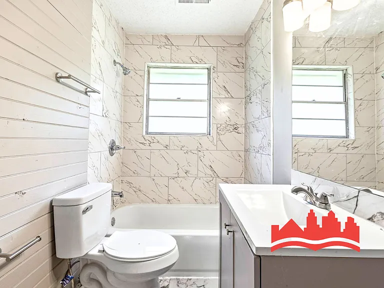 36 W Emory Rd — Photo 23