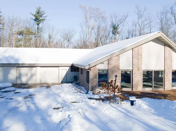 3745 OAK MORAINE COURT, Stevens Point, WI 54482