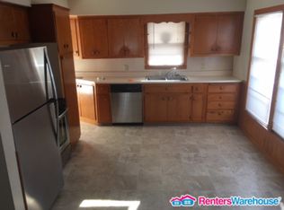 5500 Knox Ave N, Brooklyn Center, MN 55430