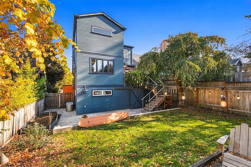 2nd image of 7345 18th Avenue NE