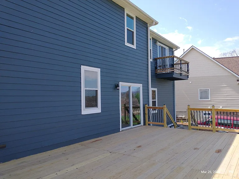 196 Kingfisher Ln — Photo 3