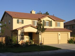 567 Meadow View Dr, San Jacinto, CA 92582