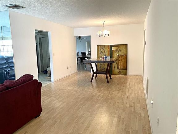 4th image of 6254 Blue Baneberry Ln