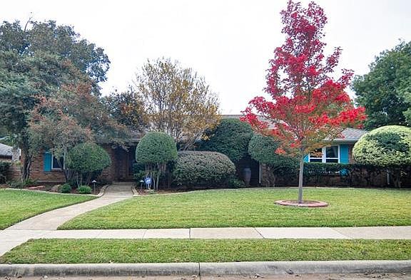 3rd image of 2212 Northcrest Dr