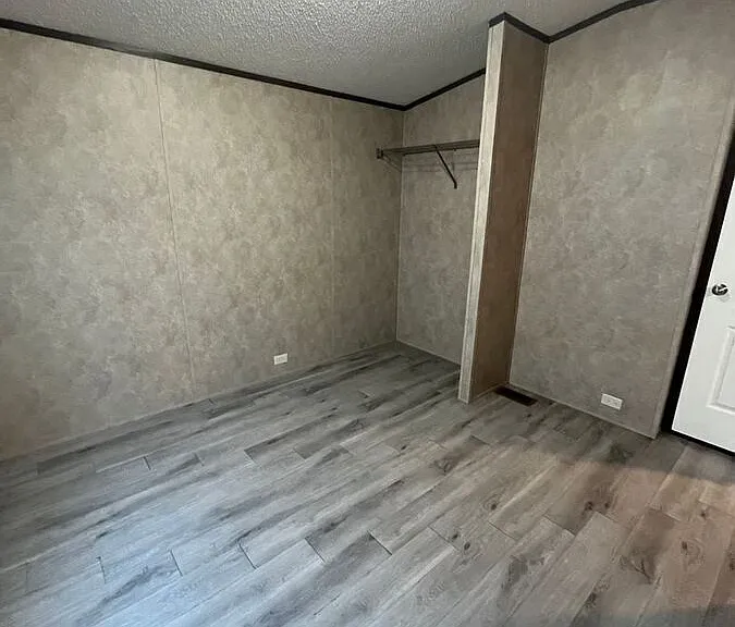 675 E Mills Dr — Photo 7