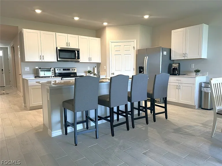 20333 Camino Torcido Loop — Photo 2