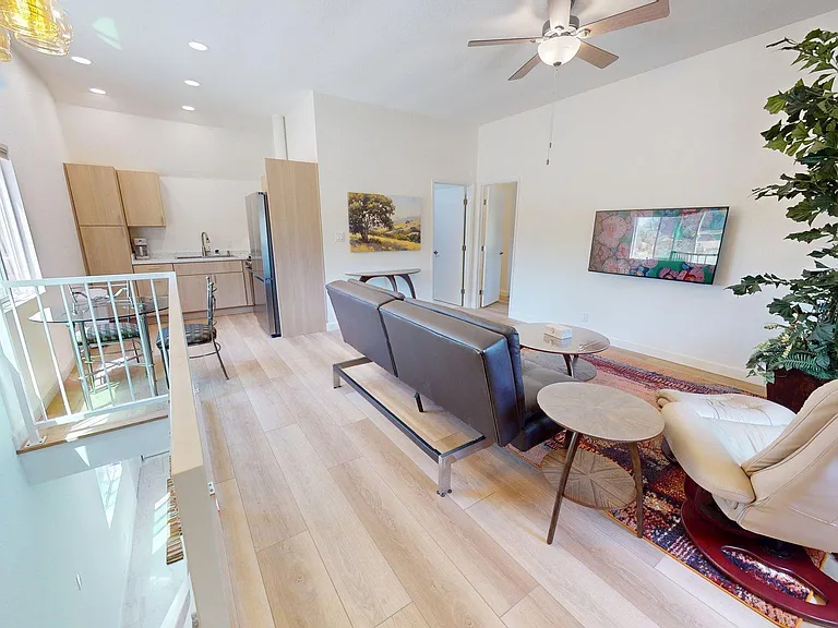 4405 Sand Canyon Rd — Photo 3