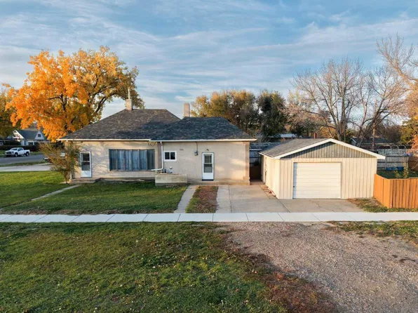 5203 56th Ave, Taber, AB T1G 1L6