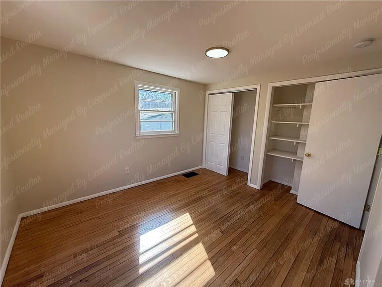 675 Wright St — Photo 32