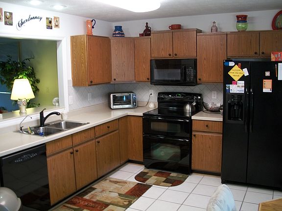 All appliances stay!