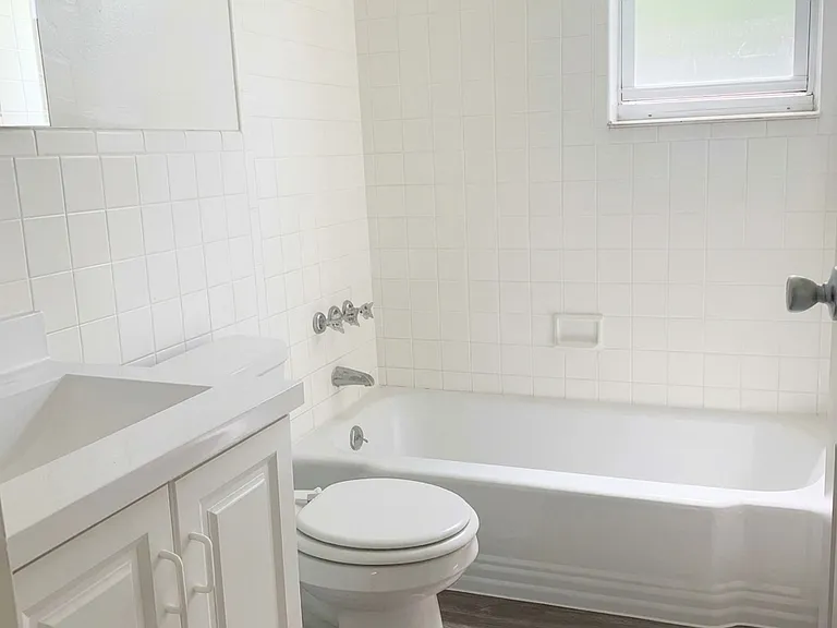 165 Branch Ave #165C — Photo 3