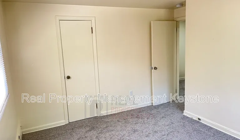 305 Greenlee Rd — Photo 13