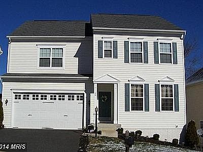 1st image of 48 Carriage Hill Dr