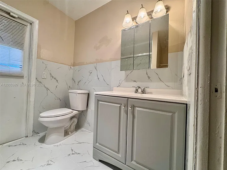 13425 NW 10th St — Photo 9
