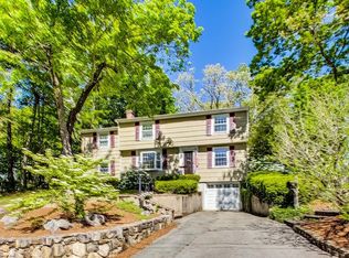 16 Eleanor Rd, Walpole, MA 02081