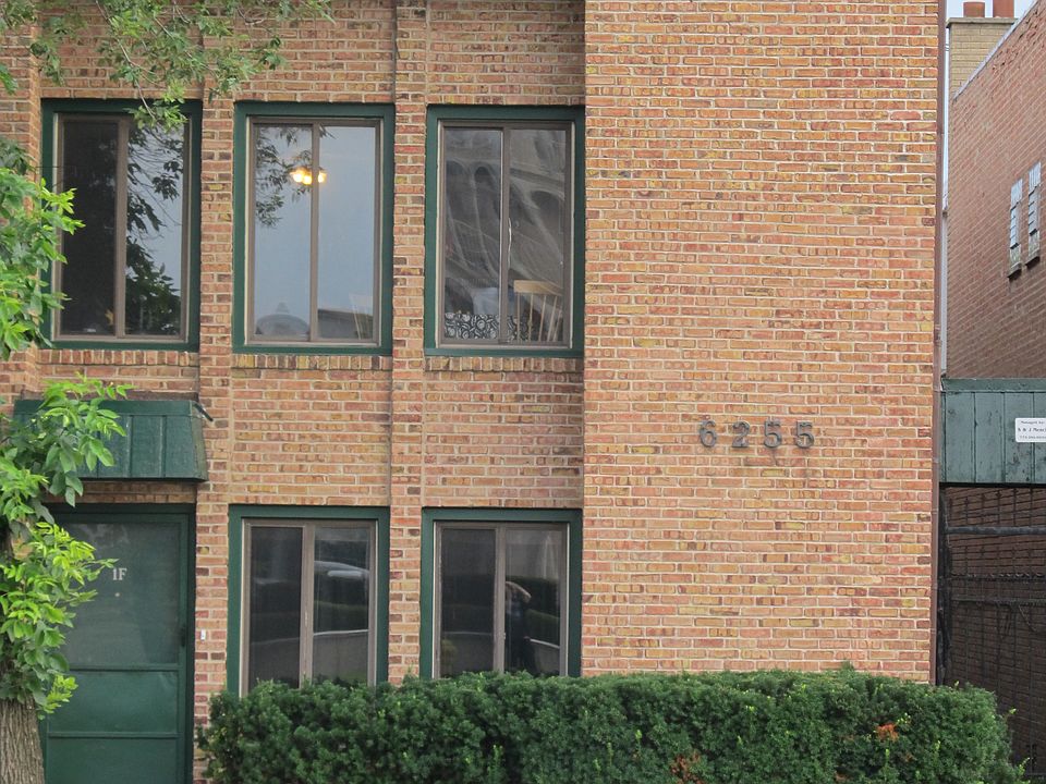 1st image of 6255 W Touhy Ave APT 1R