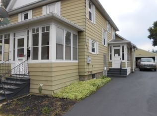 33 Buckland Ave, Perry, NY 14530