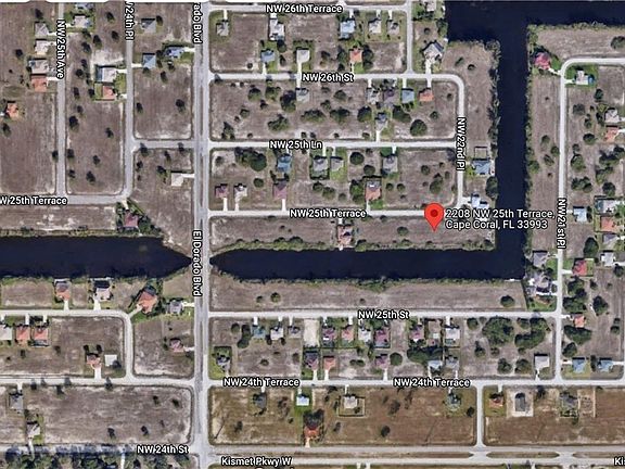5th image of 2208 NW 25th Ter