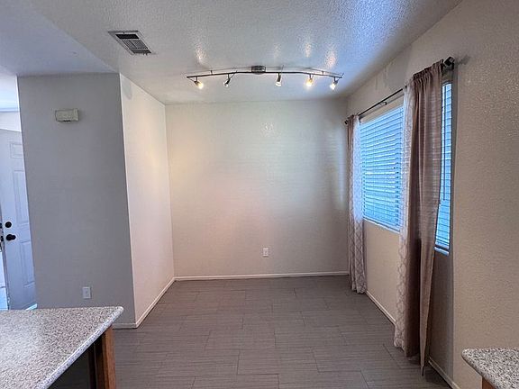 3rd image of 5341 Columbus Pl