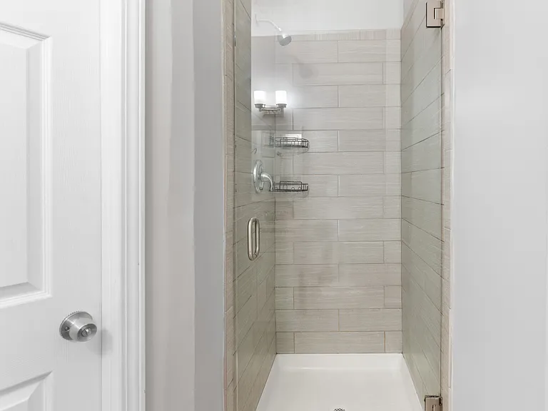 3800 Woodbine Ave #1 — Photo 9