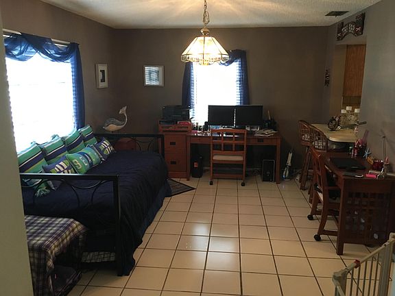 office/den with a spare bed