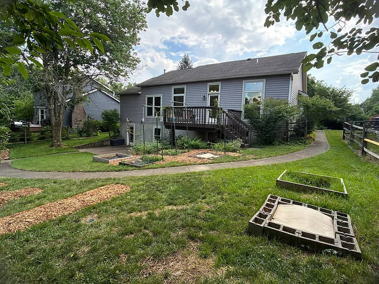 6400 Belmont Park Ct — Photo 65