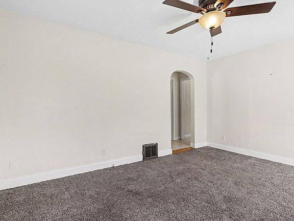 4th image of 1365 Eagle St