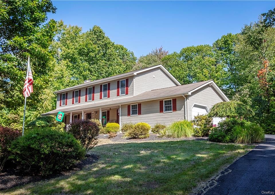 1st image of 9 Jenny Ln